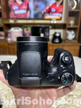 SONY CYBERSHOT DSC H300